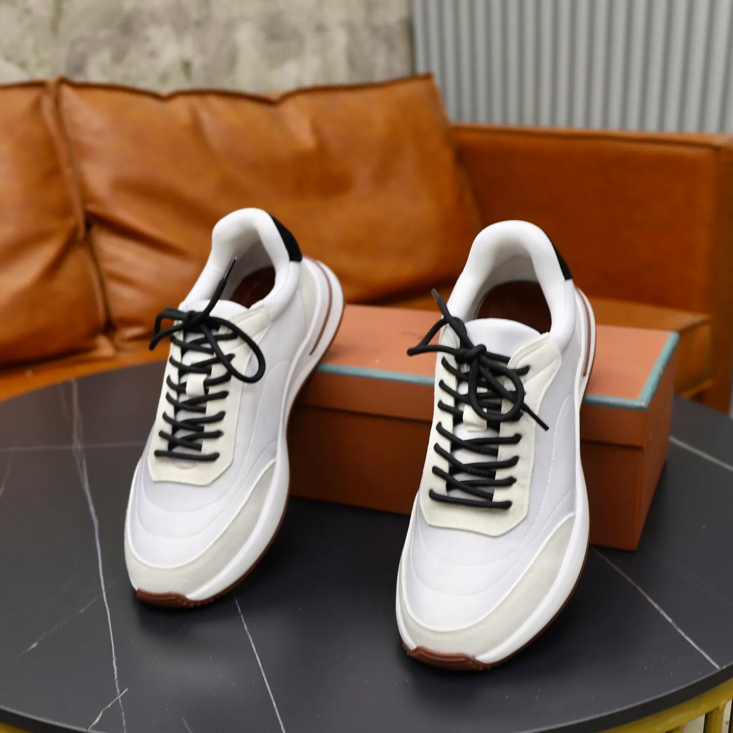 Ex-factory price: 462💰Loropiana LP men's shoes ♞size; 38-44 "45. Customized" original leather splicing. It is really easy to wear, lazy, relaxed, casual, perfect comfort, and there are many color choices, and they all look good with clothes. Is it true that Loropiana can bring social value? “Loropiana is the best thing money can buy”